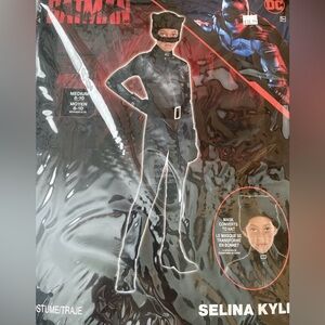 *NEW* Selina Kyle Child Halloween Costume The Batman DC Medium (Size 8-10)